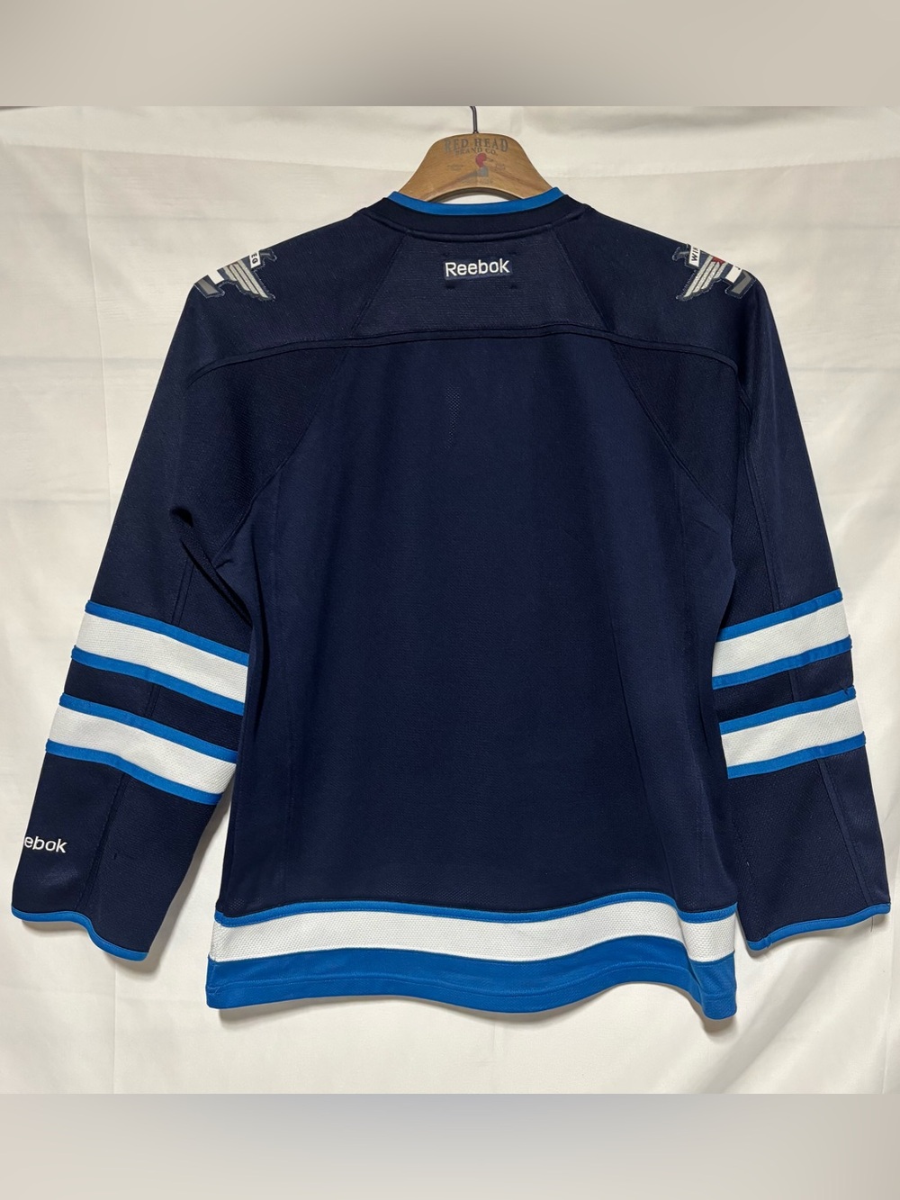 Winnipeg Jets Reebok Women's NHL Hockey
Jersey XL - Picture 6 of 10